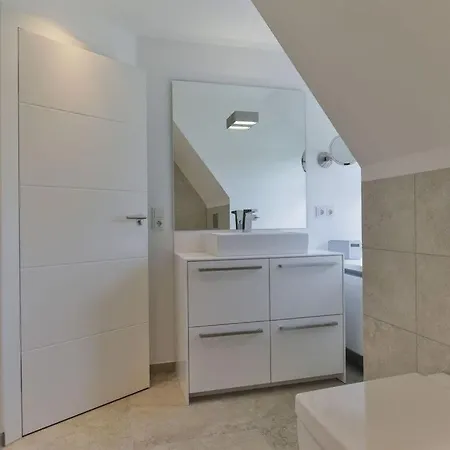 House By The Sea Comfortable *