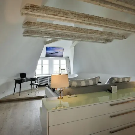 House By The Sea Comfortable Keitum