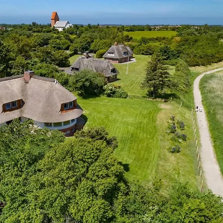 House By The Sea Comfortable