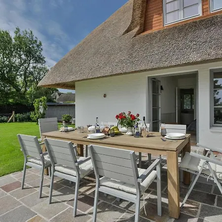 Ferienhaus House By The Sea Comfortable